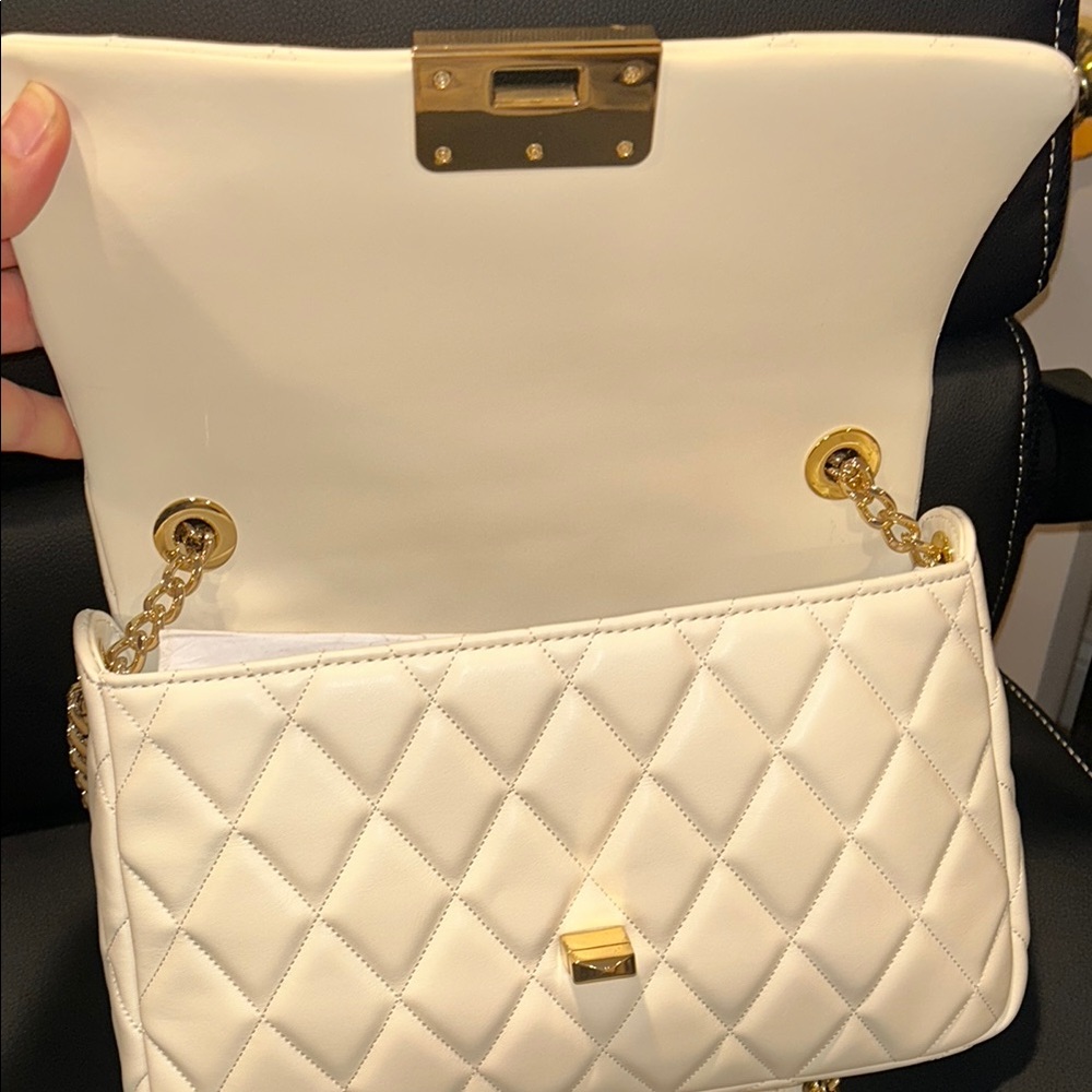 Kate Spade NWT New York Cream Quilted Shoulder Bag with Gold Chain - Picture 12 of 15